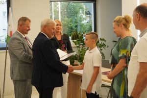 Nagrody i Stypendia Samorządu Gminy Łysomice dla najzdolniejszych uczniów