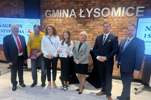 Nagrody i Stypendia Samorządu Gminy Łysomice dla najzdolniejszych uczniów za rok szkolny 2023/2024