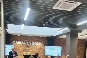 Nagrody i Stypendia Samorządu Gminy Łysomice dla najzdolniejszych uczniów za rok szkolny 2023/2024