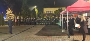 Przywitanie wozu strażackiego w Turznie