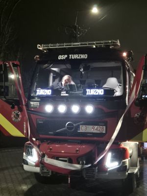 Przywitanie wozu strażackiego w Turznie