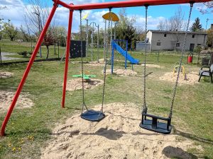 Gminne place zabaw miejscem rozrywki dla naszych najmłodszych mieszkańców